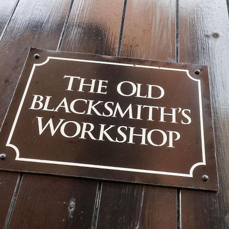 The Old Blacksmith'S Workshop Whitby Esterno foto